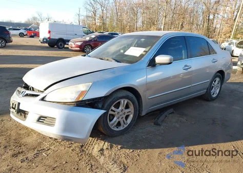 2007 Honda Accord 2.4 Se from USA, damaged, VIN JHMCM56317C020085